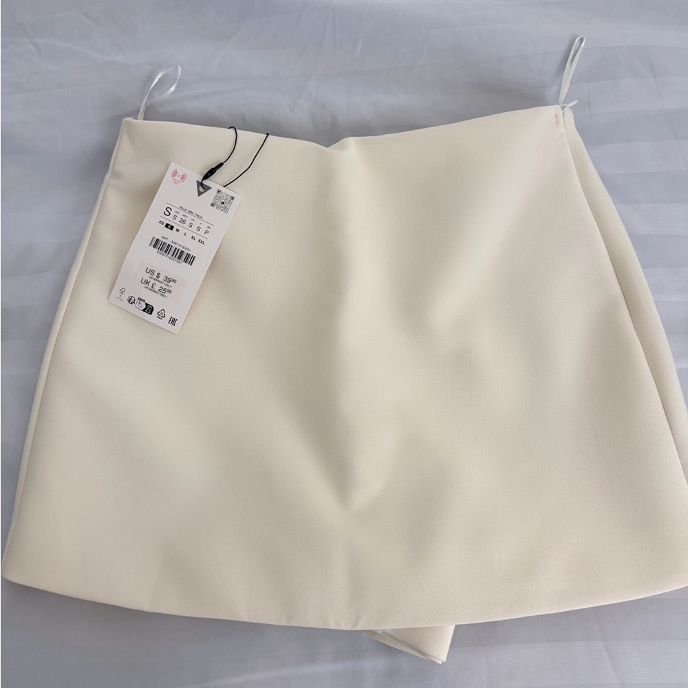 Zara Cream Skort